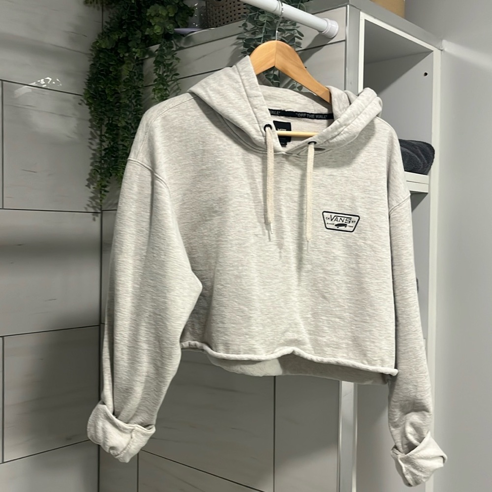 Cropped vans hoodie